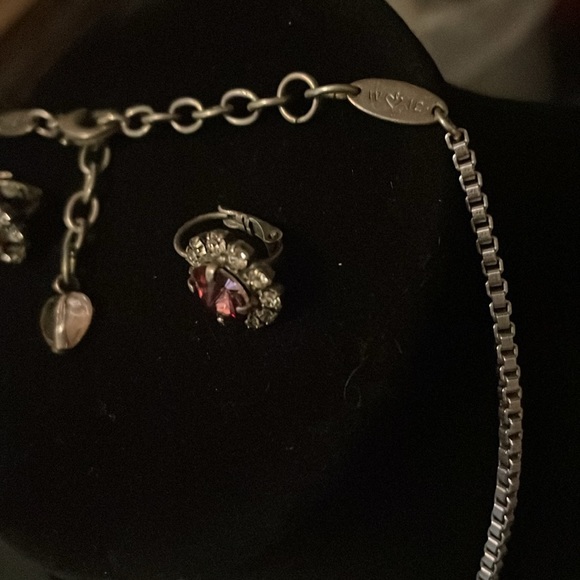 Sabika Necklace and Earrings - Picture 3 of 6